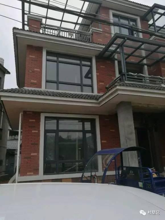 三層的農(nóng)村別墅，這樣裝修便宜又美觀