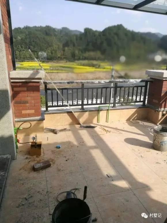 三層的農(nóng)村別墅，這樣裝修便宜又美觀