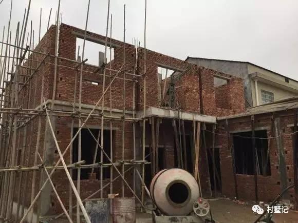 兩層自建農(nóng)村小別墅，漂亮實用兩者兼得