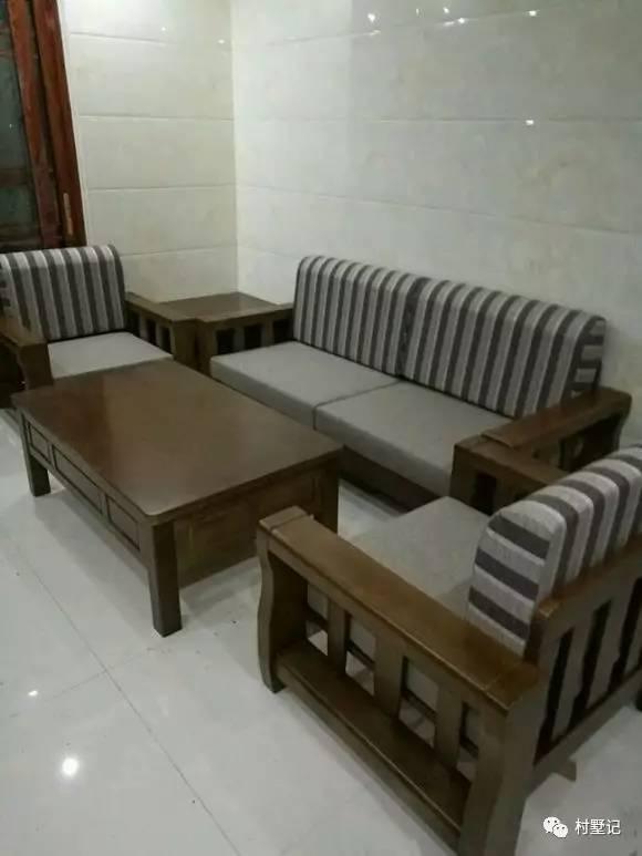 二層農(nóng)村自建別墅氣派十足，甩村里其他自建房一條街