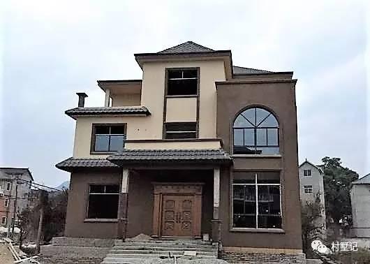 26萬(wàn)三層農(nóng)村自建房，媲美城里百萬(wàn)別墅