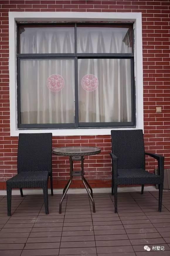 湖北網(wǎng)友曬二層農(nóng)村別墅，說(shuō)農(nóng)村人沒(méi)品味的打臉了（附圖紙）