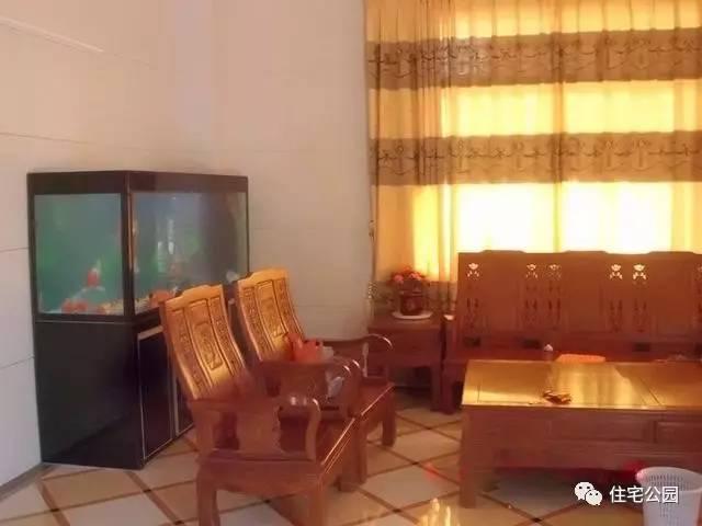 我們村首富的房子是這樣的，你們村呢？