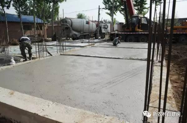 農(nóng)村別墅外墻這樣裝便宜又好看，裝修省10萬