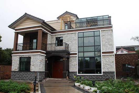 農(nóng)村一帶一路上都是別墅，看的城里人羨慕不已