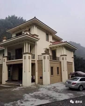 實拍農(nóng)村自建別墅，城里人看完都大跌眼鏡