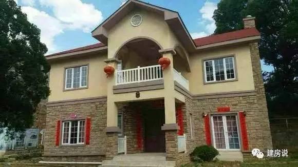 實拍農(nóng)村自建別墅，城里人看完都大跌眼鏡