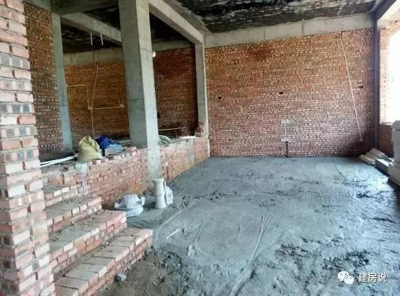 土豪網(wǎng)友建歐式農村別墅，施工水平高，漂亮堪比城堡