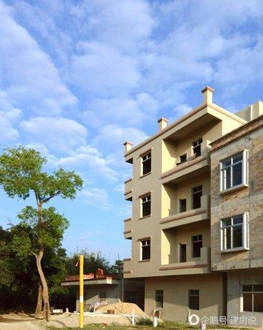 農(nóng)村房屋建那么高，花了錢還蓋這么丑，到時有苦都說不出