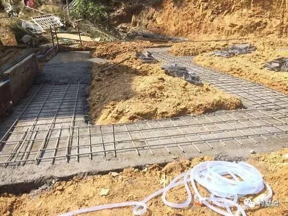 比效果圖還好看，這套建好的三層農(nóng)村別墅逆天了