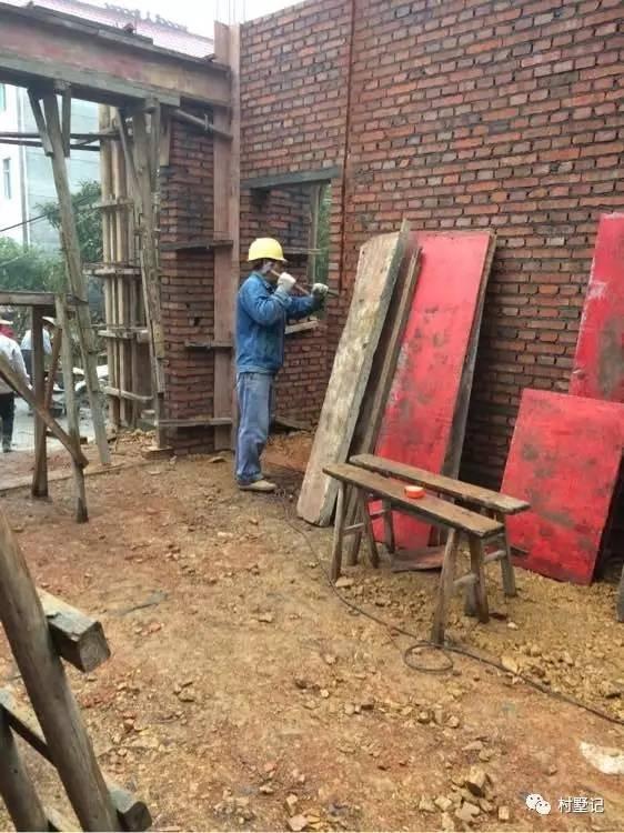 比效果圖還好看，這套建好的三層農(nóng)村別墅逆天了