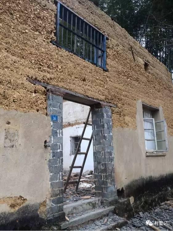 比效果圖還好看，這套建好的三層農(nóng)村別墅逆天了