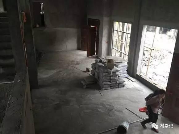 30歲兄弟倆在老家建雙拼別墅，當(dāng)?shù)卣也坏奖冗@更好的