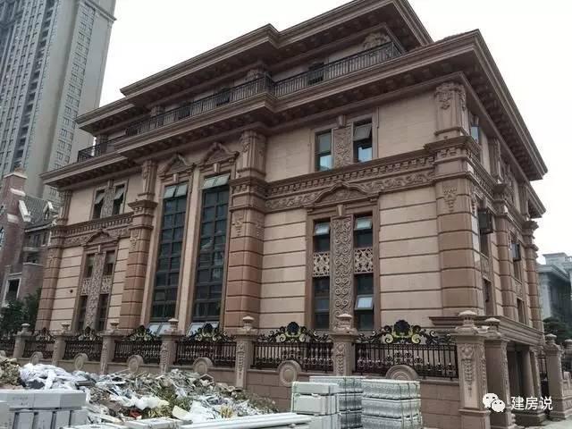 福清虎溪農(nóng)村別墅霸氣來襲！1000多萬的豪華別墅勝似大會(huì)堂