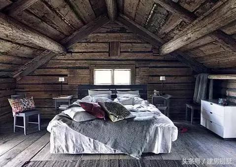 好美！平時用來放雜物的閣樓，竟然能設(shè)計的這么好看