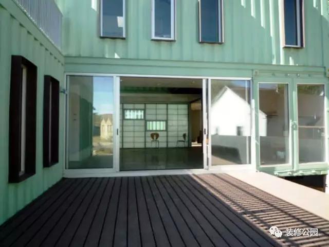 建別墅，能用集裝箱？挑空客廳都行，看看人家就知道