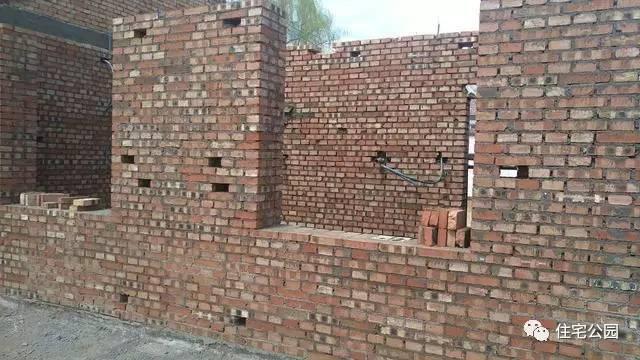 農(nóng)村蓋房實拍，河北18萬就能建起一套2層小別墅？