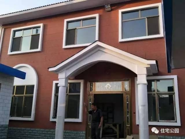 輕鋼別墅到底有什么好, 讓這個(gè)村的老百姓都搶著建? 施工隊(duì)訂單都排到了明年!