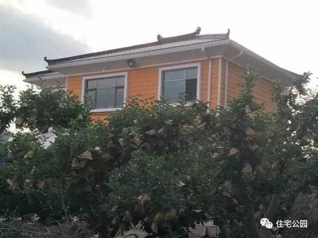 輕鋼別墅到底有什么好, 讓這個(gè)村的老百姓都搶著建? 施工隊(duì)訂單都排到了明年!