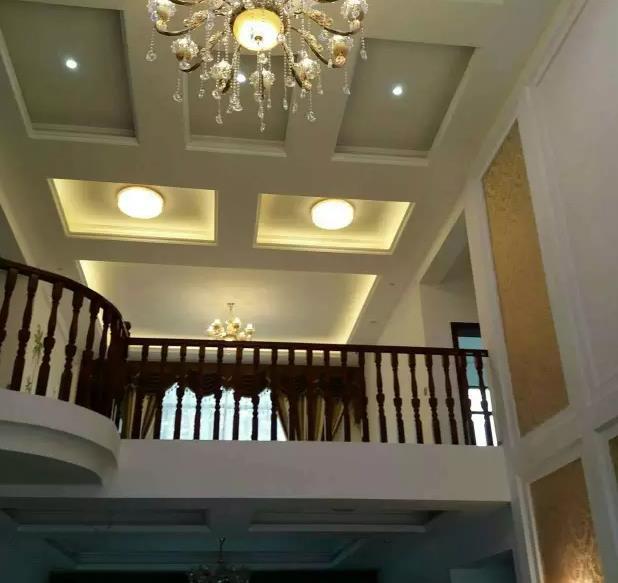 不聽媽媽的話，執(zhí)意嫁給鳳凰男，看到他們家的房子終于哭了