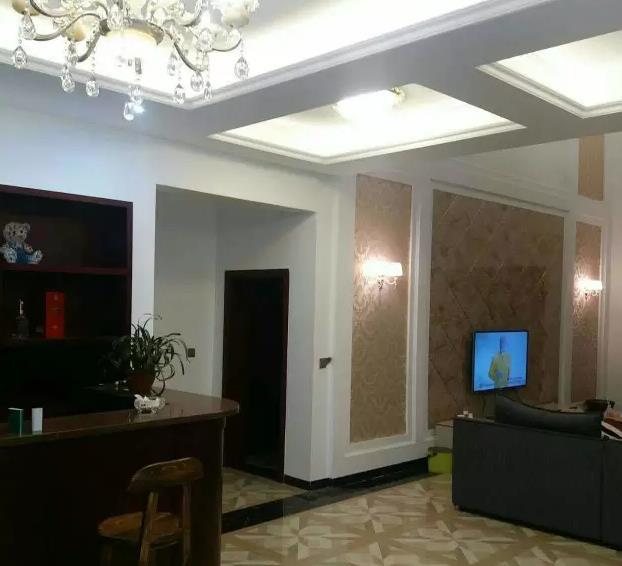 不聽媽媽的話，執(zhí)意嫁給鳳凰男，看到他們家的房子終于哭了