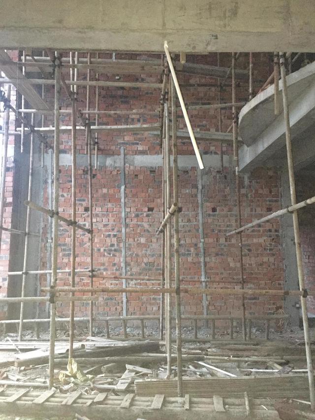 湖南伢子40萬為父母建別墅，孝心感動鄰里，爭相稱贊