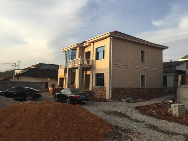 湖南伢子40萬為父母建別墅，孝心感動鄰里，爭相稱贊