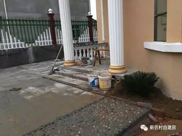 牛人自述：25萬建別墅，引10萬網(wǎng)友圍觀，爭相稱贊