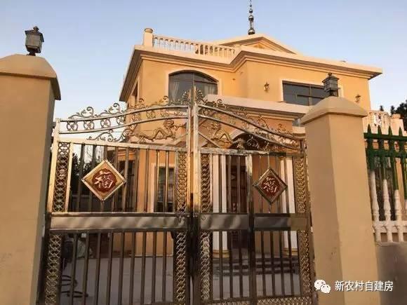 牛人自述：25萬建別墅，引10萬網(wǎng)友圍觀，爭相稱贊