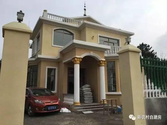 牛人自述：25萬建別墅，引10萬網(wǎng)友圍觀，爭相稱贊