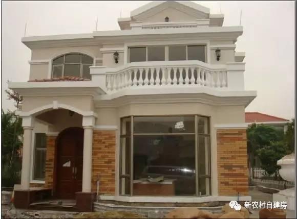 牛人自述：25萬建別墅，引10萬網(wǎng)友圍觀，爭相稱贊