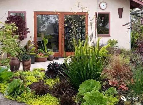 父親節(jié)剛過，她便回到北京郊區(qū)為父親蓋了一棟新型的裝配式房屋