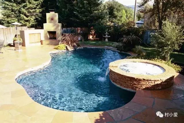 父親節(jié)剛過，她便回到北京郊區(qū)為父親蓋了一棟新型的裝配式房屋