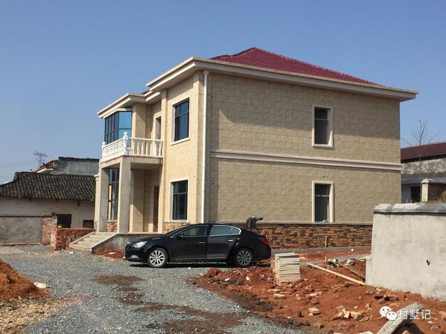 湖南小伙花40萬(wàn)為父母建農(nóng)村別墅，溫馨又實(shí)用