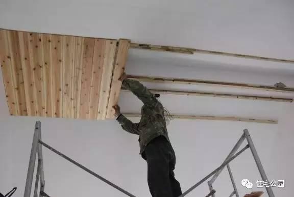 裝吊頂龍骨最容易偷工減料的3種方式，施工隊敢這么做立馬叫他走人！