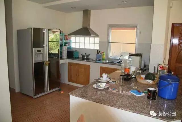 泰國農(nóng)村自建帶泳池養(yǎng)老別墅，難怪老外退休要去這里