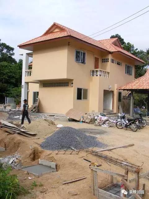 泰國農(nóng)村自建帶泳池養(yǎng)老別墅，難怪老外退休要去這里