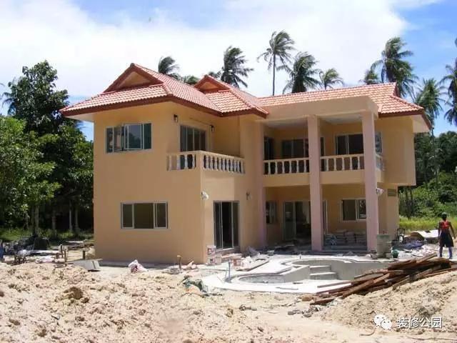 泰國農(nóng)村自建帶泳池養(yǎng)老別墅，難怪老外退休要去這里