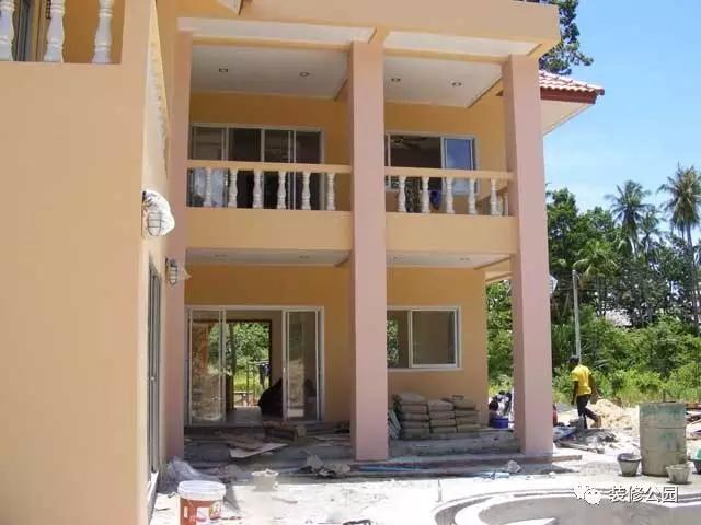 泰國農(nóng)村自建帶泳池養(yǎng)老別墅，難怪老外退休要去這里