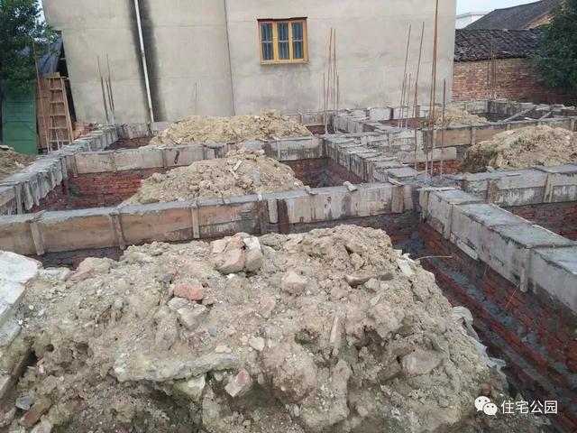 湖南大叔35萬(wàn)蓋別墅含外裝修，他是怎么做到的？