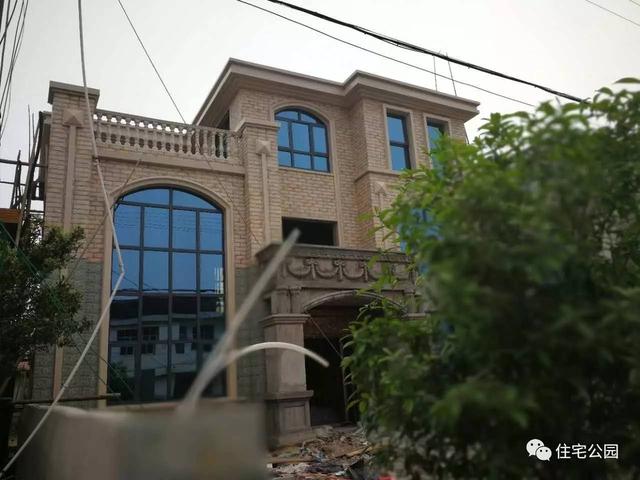 湖南大叔35萬(wàn)蓋別墅含外裝修，他是怎么做到的？