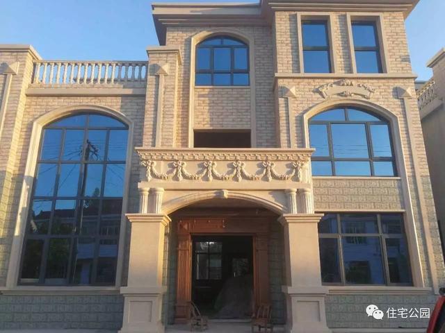 湖南大叔35萬(wàn)蓋別墅含外裝修，他是怎么做到的？