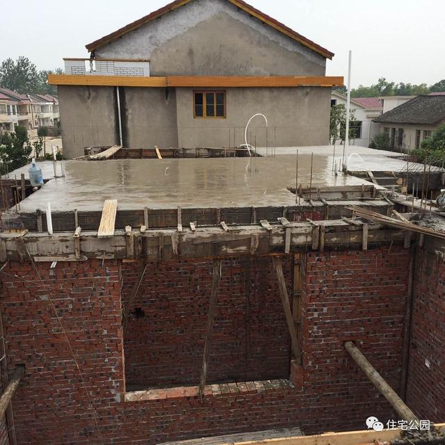 湖南大叔35萬(wàn)蓋別墅含外裝修，他是怎么做到的？