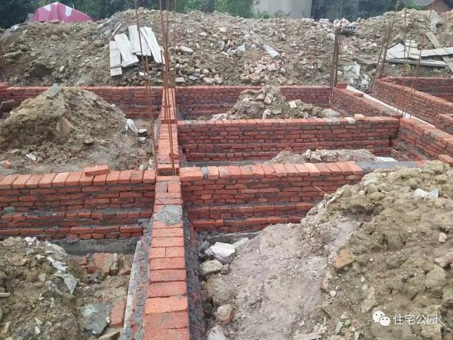 湖南大叔35萬(wàn)蓋別墅含外裝修，他是怎么做到的？