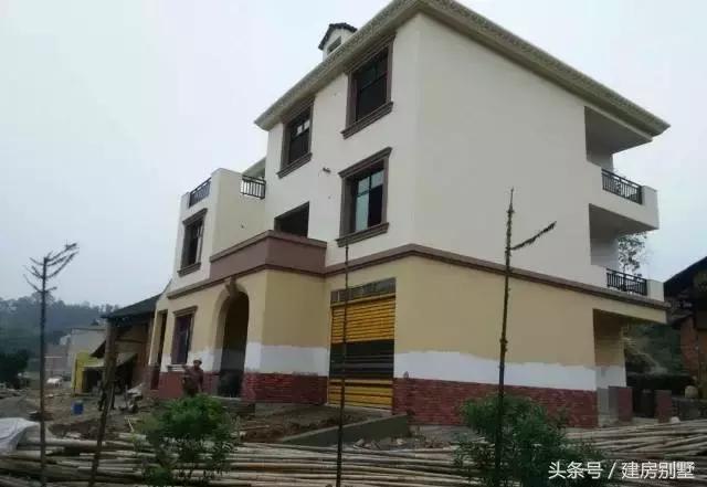 湖南農(nóng)村自建美宅，布局改了三四次，爸媽總算滿意了