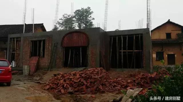 湖南農(nóng)村自建美宅，布局改了三四次，爸媽總算滿意了