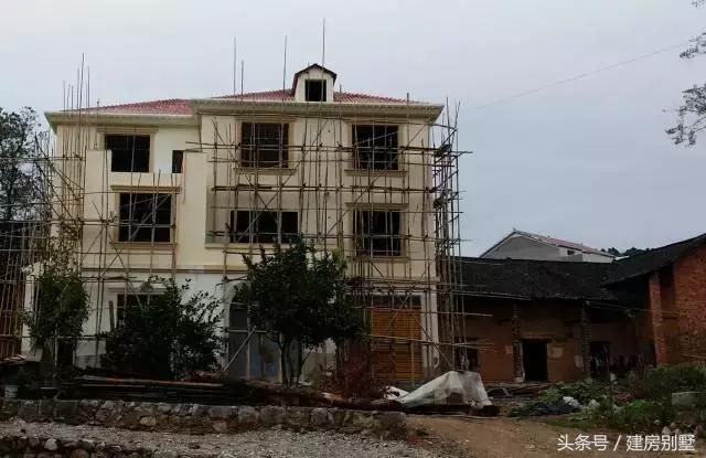 湖南農(nóng)村自建美宅，布局改了三四次，爸媽總算滿意了