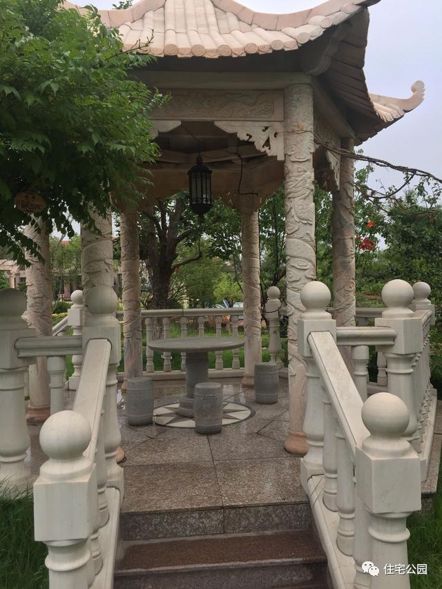 山東豪擲500萬自建園林美景，故宮后花園都不能與之匹敵！