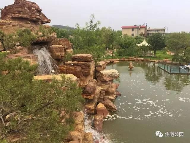 山東豪擲500萬自建園林美景，故宮后花園都不能與之匹敵！