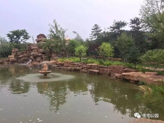 山東豪擲500萬自建園林美景，故宮后花園都不能與之匹敵！